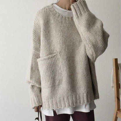 Carol | Chunky Knit Sweater with Crew Neck and Front Pockets